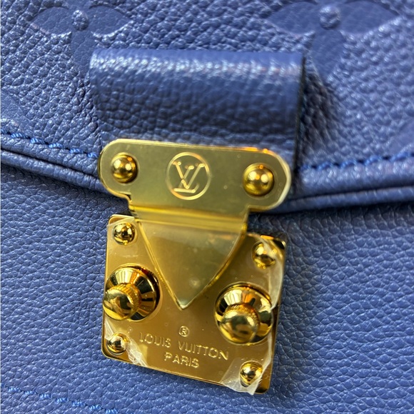 NWOT Louis Vuitton Periwinkle Blue Monogram Empreinte Leather St Germain Bag - Picture 4 of 16